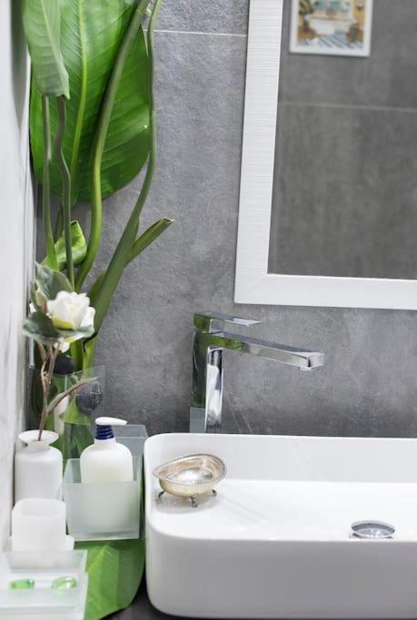 Sofia House Living In The Heart Of Appartamento Napoli